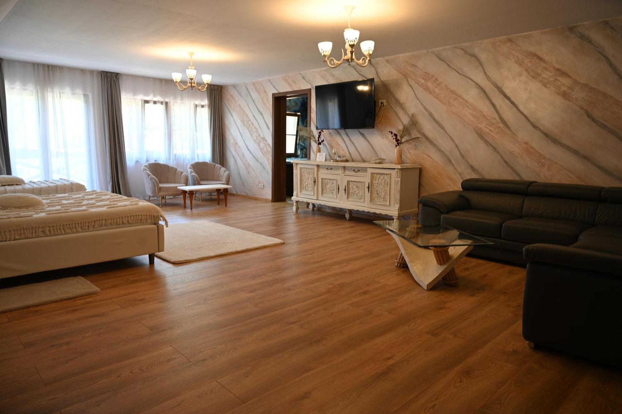 Conacul Radacinilor Hotell Petroşani Exteriör bild