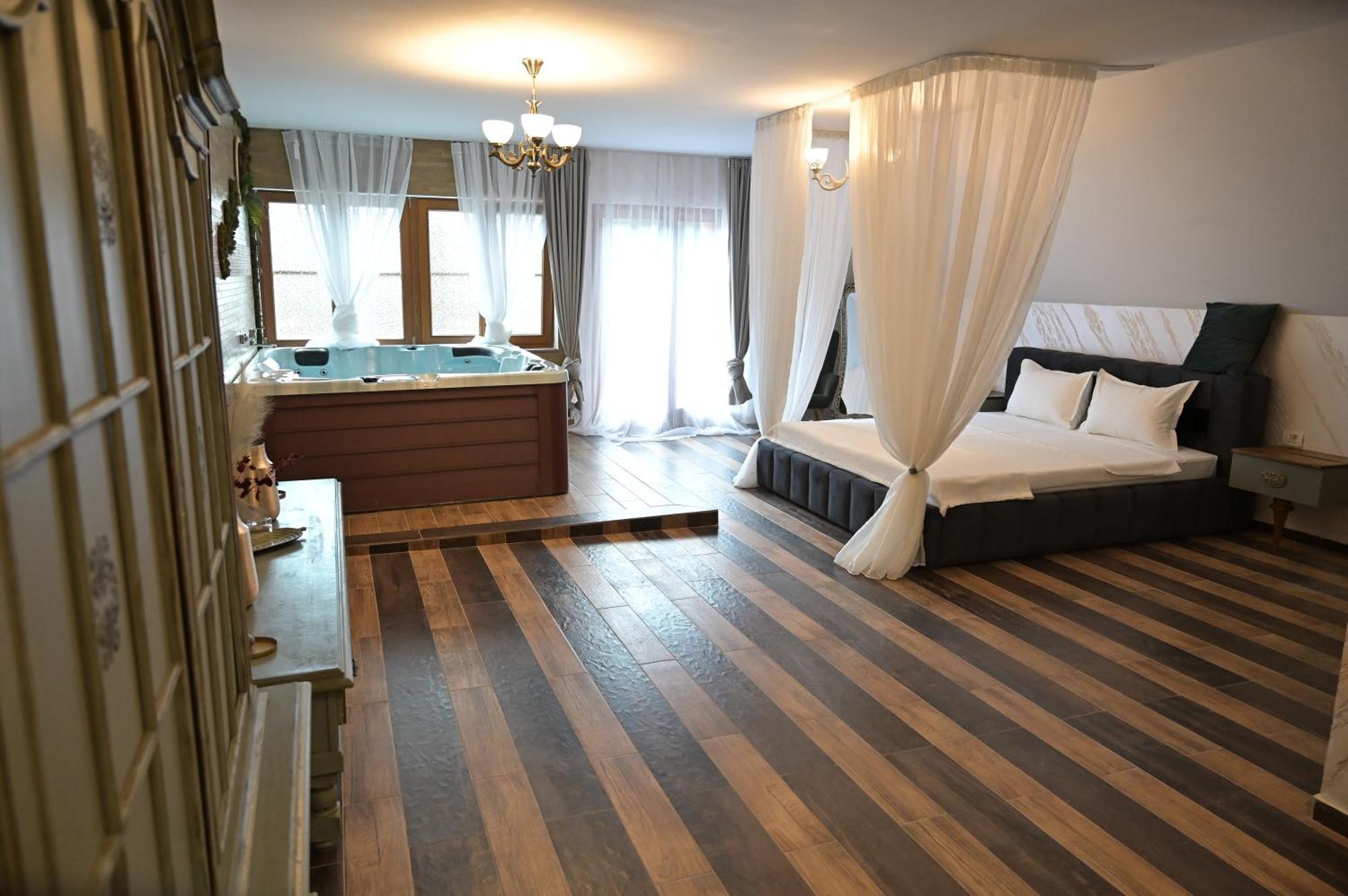 Conacul Radacinilor Hotell Petroşani Exteriör bild